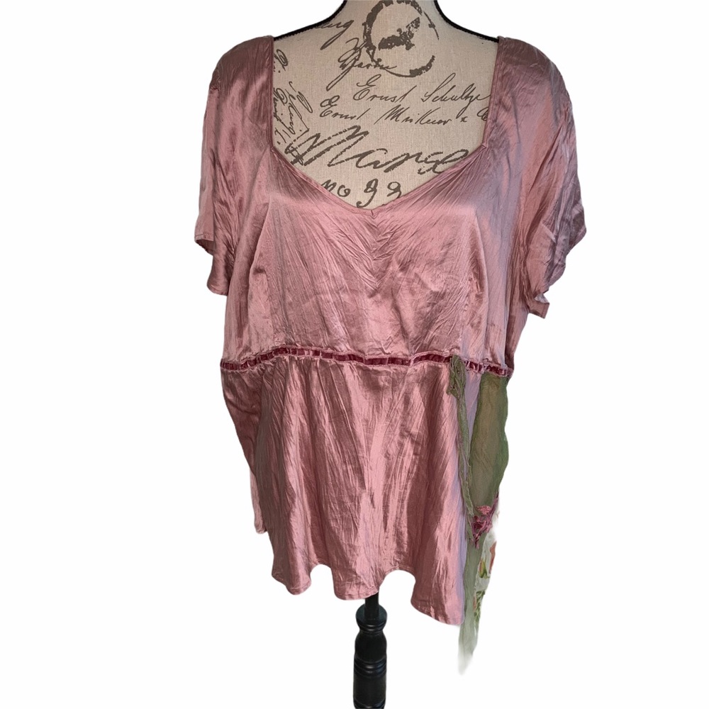 Seven7 Silk Top Plus Size 22/24 Pink With Green